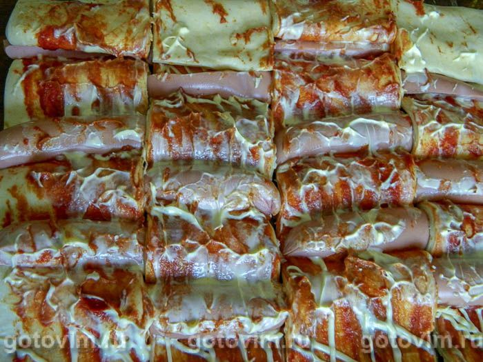 Фотографии рецепта Плетеный пирог с сосисками, 06 Плетеный пирог с сосисками, Шаг 06