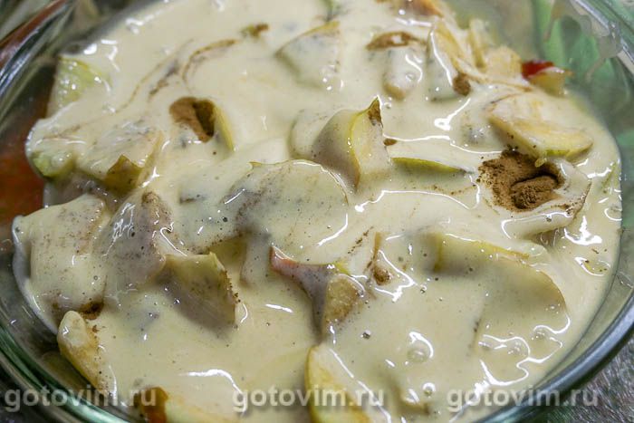 Фотографии рецепта Шарлотка с яблоками в микроволновке за 20 минут, 07 Шарлотка с яблоками в микроволновке за 20 минут, Шаг 07