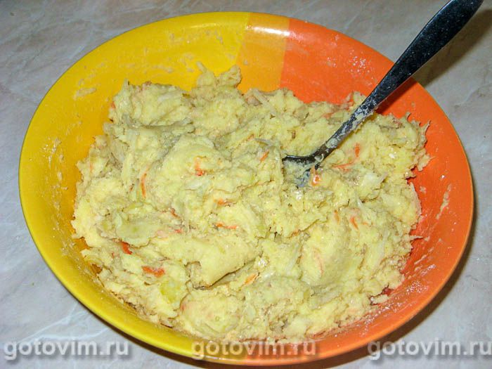 Фотографии рецепта Картофельные пирожки с квашеной капустой, 06 Картофельные пирожки с квашеной капустой, Шаг 06