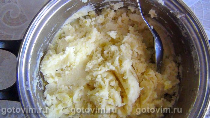 Фотографии рецепта Дрожжевые пирожки с картошкой и морковью, 06 Дрожжевые пирожки с картошкой и морковью, Шаг 06