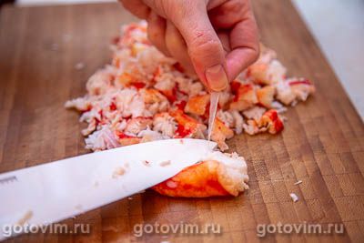Фотографии рецепта Слоеные пирожки с крабовым мясом, 04 Слоеные пирожки с крабовым мясом, Шаг 04