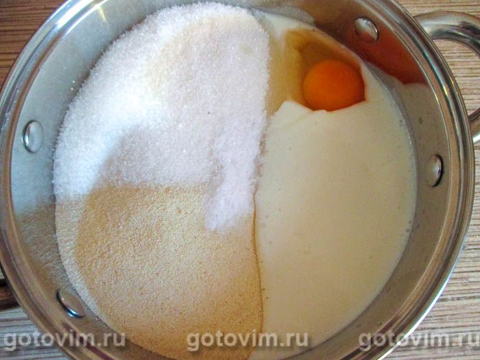 Фотографии рецепта Маффины с манкой и шоколадом, 02 Маффины с манкой и шоколадом, Шаг 02