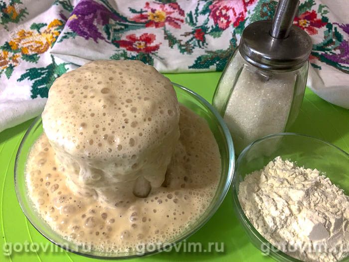 Фотографии рецепта Пирожки со щавелем, жаренные на сковородке, 02 Пирожки со щавелем, жаренные на сковородке, Шаг 02