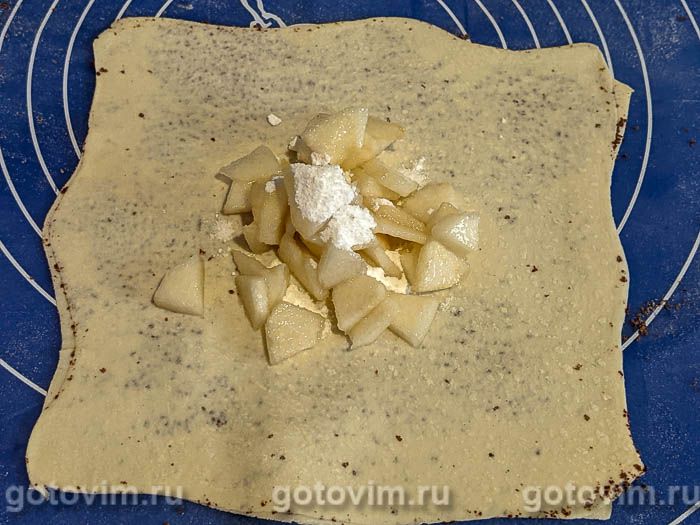 Фотографии рецепта Слойки с шоколадом и грушами, 03 Слойки с шоколадом и грушами, Шаг 03
