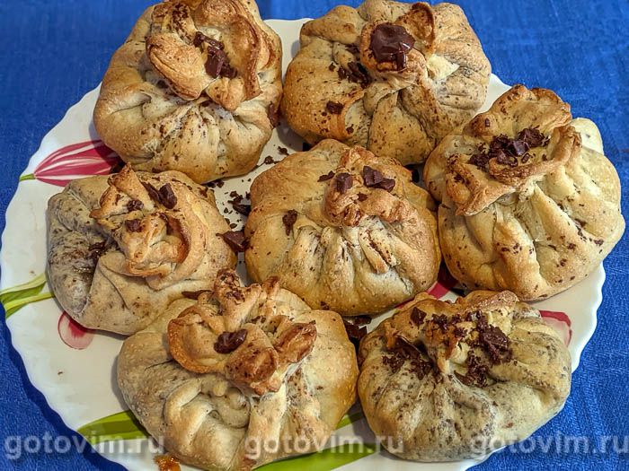 Фотографии рецепта Слойки с шоколадом и грушами, 06 Слойки с шоколадом и грушами, Шаг 06