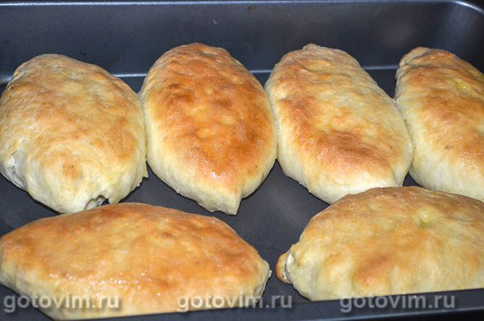 Фотографии рецепта Пирожки с творогом и курагой в духовке, 04 Пирожки с творогом и курагой в духовке, Шаг 04