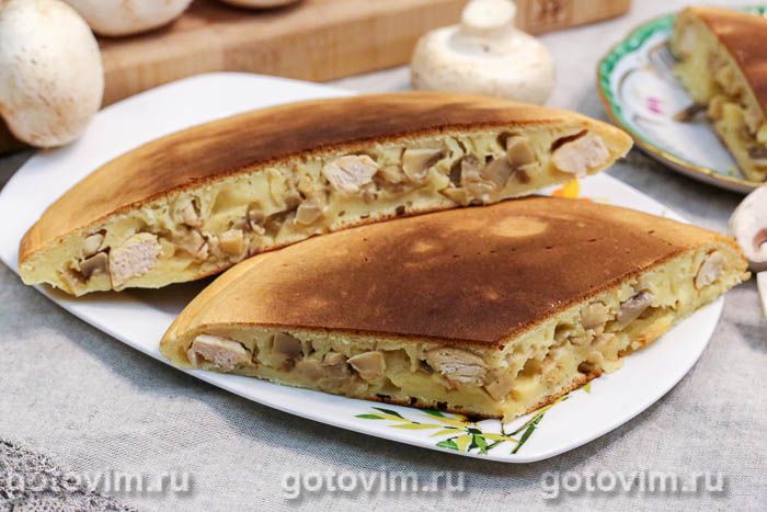 Пирог на сковороде с курицей и грибами. Фотография рецепта Пирог на сковороде с курицей и грибами. Фотография рецепта