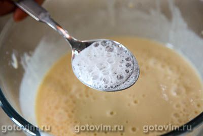 Фотографии рецепта Пиццы на кефире с лисичками и беконом, 02 Пиццы на кефире с лисичками и беконом, Шаг 02
