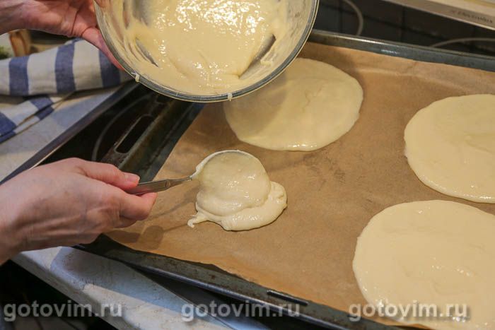 Фотографии рецепта Пицца на кефире с беконом и фрикадельками, 10 Пицца на кефире с беконом и фрикадельками, Шаг 10