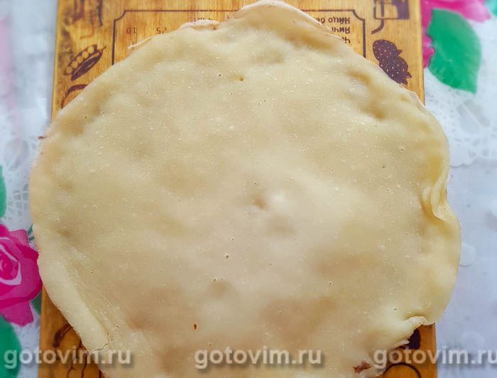 Фотографии рецепта Пицца на сковороде с грибами, колбасой и сладким перцем, 03 Пицца на сковороде с грибами, колбасой и сладким перцем, Шаг 03