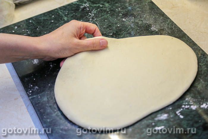 Фотографии рецепта Пицца со спаржей, чесноком и сыром моцарелла , 05 Пицца со спаржей, чесноком и сыром моцарелла , Шаг 05