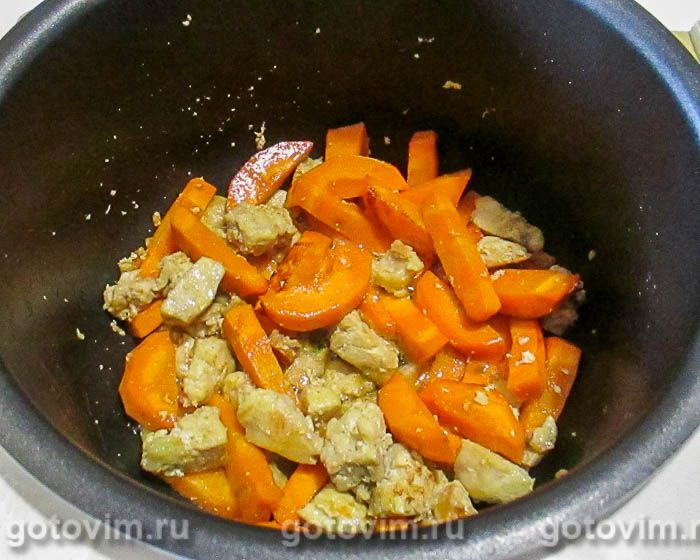 Фотографии рецепта Плов с куриным филе и чесночными стрелками в мультиварке, 06 Плов с куриным филе и чесночными стрелками в мультиварке, Шаг 06