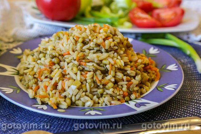 Постный плов с рисом и машем. Фотография рецепта Постный плов с рисом и машем. Фотография рецепта