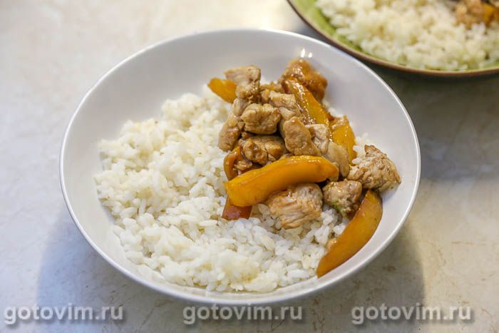 Фотографии рецепта Поке с жареной куриной грудкой в соусе терияки, манго, авокадо и бобами эдамаме, 11 Поке с жареной куриной грудкой в соусе терияки, манго, авокадо и бобами эдамаме, Шаг 11