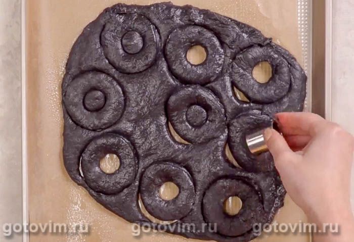 Фотографии рецепта Шоколадные пончики (без дрожжей), 02 Шоколадные пончики (без дрожжей), Шаг 02