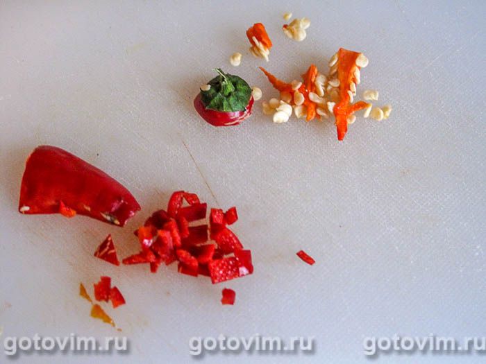 Фотографии рецепта Лук порей с острым перцем, 01 Лук порей с острым перцем, Шаг 01