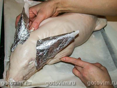 Фотографии рецепта Жареный поросенок, фаршированный гречкой, 05 Жареный поросенок, фаршированный гречкой, Шаг 05