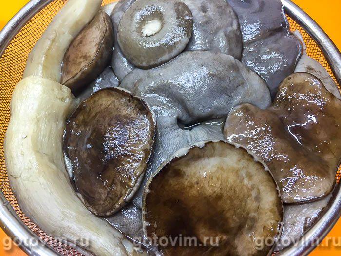 Фотографии рецепта Жареные подберезовики с луком, 03 Жареные подберезовики с луком, Шаг 03