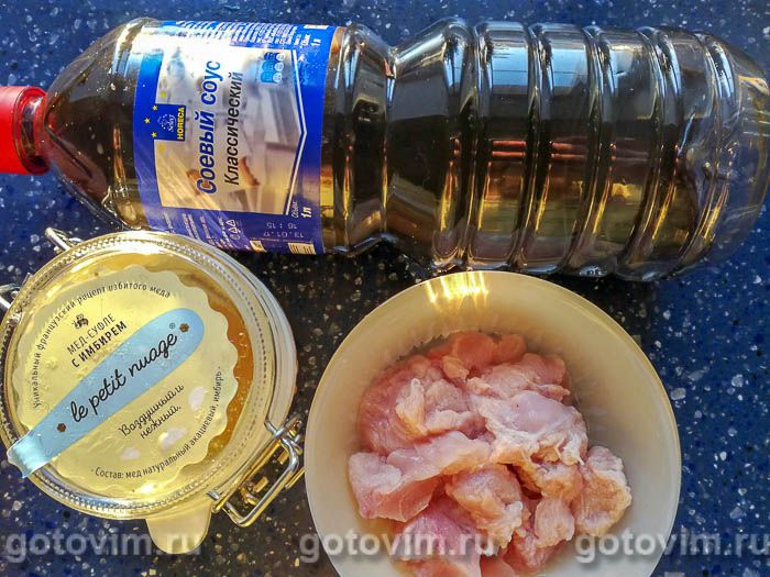 Фотографии рецепта Рагу из курицы с сельдереем, 03 Рагу из курицы с сельдереем, Шаг 03