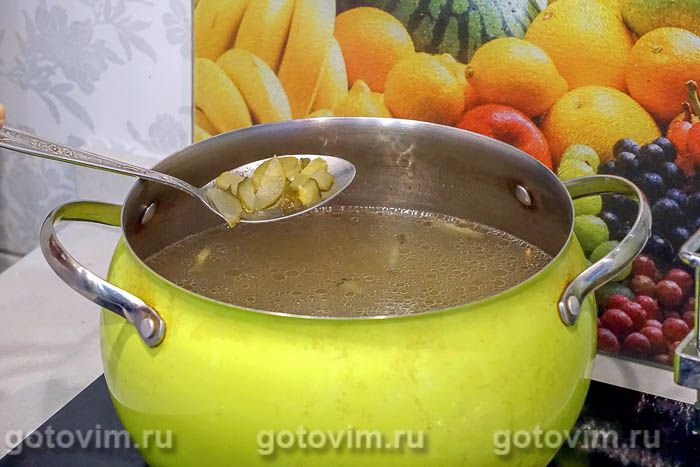 Фотографии рецепта Мясной рассольника с говяжьими ребрышками, пшеном и галушками, 06 Мясной рассольника с говяжьими ребрышками, пшеном и галушками, Шаг 06