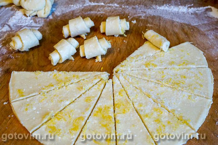 Фотографии рецепта Лимонно-творожные рогалики, 07 Лимонно-творожные рогалики, Шаг 07