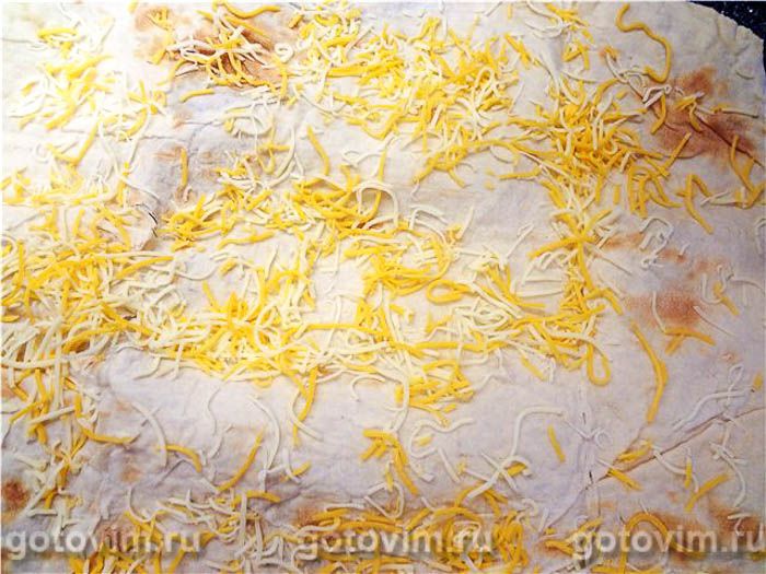 Фотографии рецепта Рулет из лаваша с начинкой из рыбы и авокадо, 02 Рулет из лаваша с начинкой из рыбы и авокадо, Шаг 02