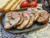 Рулет из рульки с куриной печенью