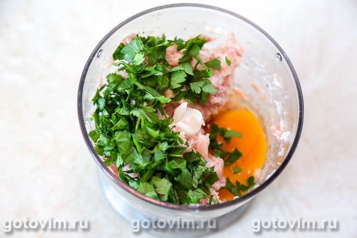 Фотографии рецепта Рулетики из кабачков с куриной котлетой, 04 Рулетики из кабачков с куриной котлетой, Шаг 04