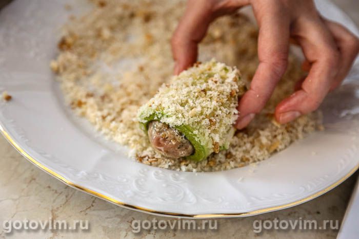 Фотографии рецепта Рулетики из кабачков с куриной котлетой, 10 Рулетики из кабачков с куриной котлетой, Шаг 10
