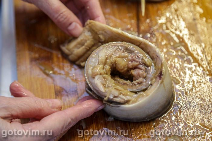 Фотографии рецепта Рулет из скумбрии в горчичном маринаде, 06 Рулет из скумбрии в горчичном маринаде, Шаг 06