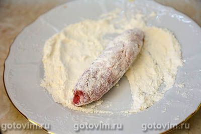 Фотографии рецепта Мясные рулетики в панировке с моцареллой и помидорами, 05 Мясные рулетики в панировке с моцареллой и помидорами, Шаг 05