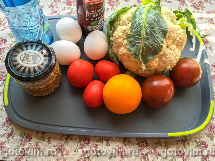 Фотографии рецепта Салат из цветной капусты с помидорами и яйцами, 01 Салат из цветной капусты с помидорами и яйцами, Шаг 01