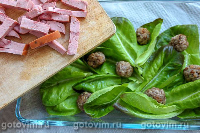 Фотографии рецепта Салат для пикника с фрикадельками и рассольным сыром, 05 Салат для пикника с фрикадельками и рассольным сыром, Шаг 05