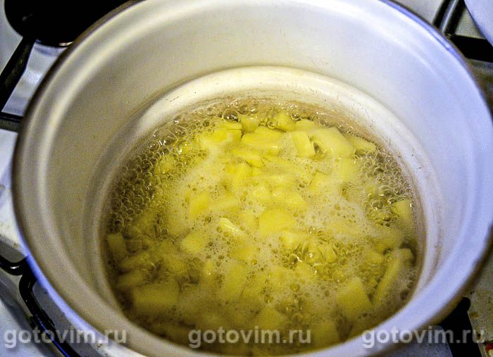 Фотографии рецепта Пряный салат из картофеля с огурцом, 02 Пряный салат из картофеля с огурцом, Шаг 02