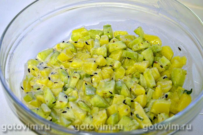 Фотографии рецепта Пряный салат из картофеля с огурцом, 07 Пряный салат из картофеля с огурцом, Шаг 07