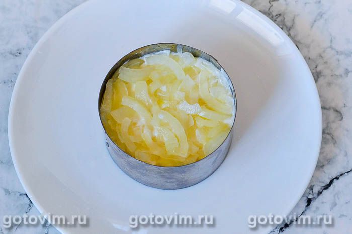 Фотографии рецепта Слоеный салат из куриной грудки с апельсинами, 07 Слоеный салат из куриной грудки с апельсинами, Шаг 07