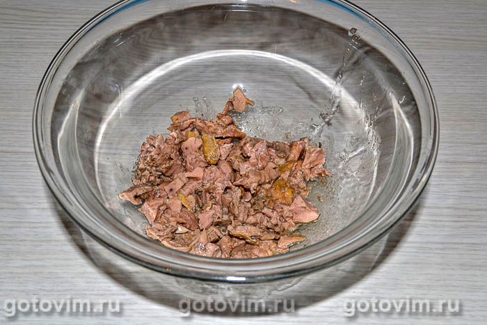 Фотографии рецепта Салат из печени трески с рисом и яблоками, 03 Салат из печени трески с рисом и яблоками, Шаг 03