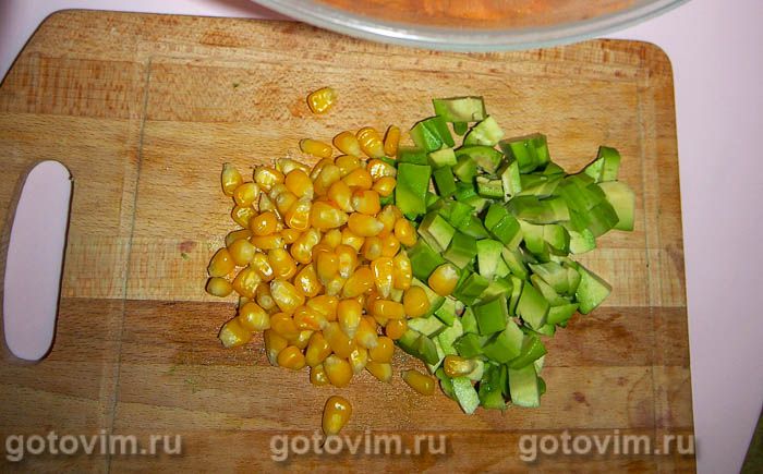 Фотографии рецепта Овощной салат с авокадо, манго и кукурузой, 02 Овощной салат с авокадо, манго и кукурузой, Шаг 02
