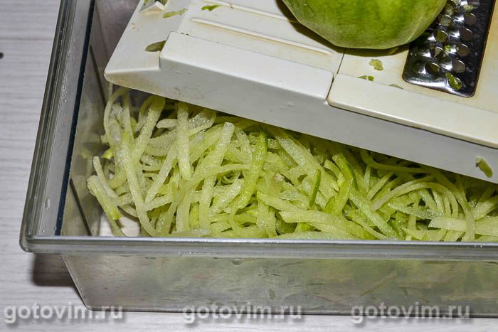 Фотографии рецепта Салат из редьки с говядиной, 02 Салат из редьки с говядиной, Шаг 02