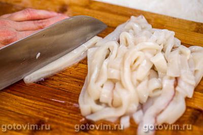 Фотографии рецепта Салат греческий с кальмарами и овощами, 01 Салат греческий с кальмарами и овощами, Шаг 01