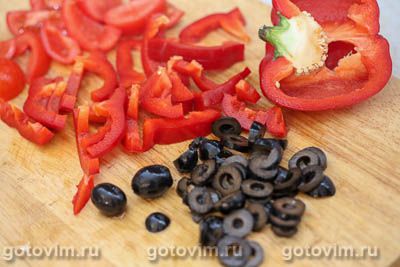 Фотографии рецепта Салат греческий с кальмарами и овощами, 04 Салат греческий с кальмарами и овощами, Шаг 04