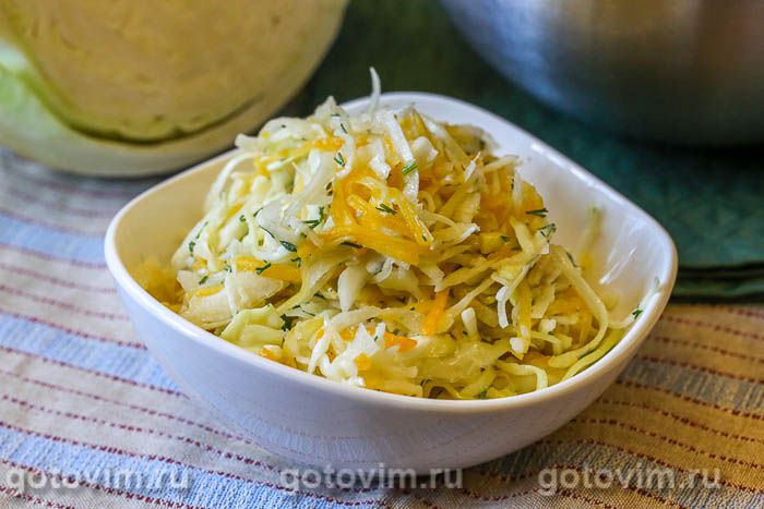 Салат из свежей капусты с маринованной тыквой и яйцом. Фотография рецепта Салат из свежей капусты с маринованной тыквой и яйцом. Фотография рецепта