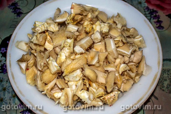 Фотографии рецепта Салат «Легенда» из куриной печени и сердечек с сыром и грибами, 03 Салат «Легенда» из куриной печени и сердечек с сыром и грибами, Шаг 03