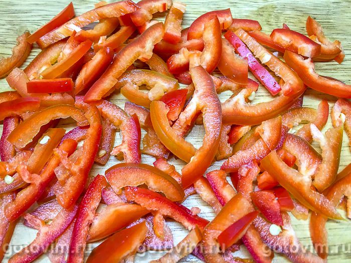 Фотографии рецепта Салат из пекинской капусты, кукурузы и огурца с майонезом, 02 Салат из пекинской капусты, кукурузы и огурца с майонезом, Шаг 02