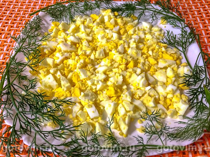 Фотографии рецепта Салат из пекинской капусты с яйцом, кунжутом и помидорами, 03 Салат из пекинской капусты с яйцом, кунжутом и помидорами, Шаг 03