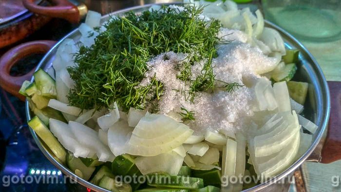 Фотографии рецепта Салат из помидоров и огурцов на зиму, 05 Салат из помидоров и огурцов на зиму, Шаг 05