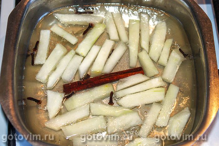 Фотографии рецепта Салат из запеченной свеклы с сыром фета и дыней, 01 Салат из запеченной свеклы с сыром фета и дыней, Шаг 01