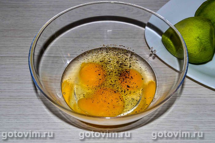 Фотографии рецепта Салат из зеленой редьки с мясом и яичными блинчиками, 01 Салат из зеленой редьки с мясом и яичными блинчиками, Шаг 01