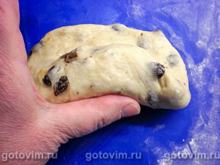 Фотографии рецепта Филипповские сайки с изюмом , 08 Филипповские сайки с изюмом , Шаг 08