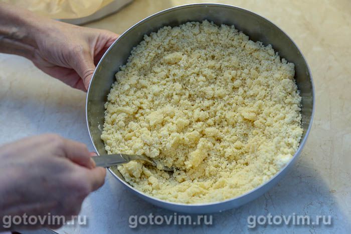 Фотографии рецепта Сбричолата с черной смородиной и миндальной крошкой, 07 Сбричолата с черной смородиной и миндальной крошкой, Шаг 07